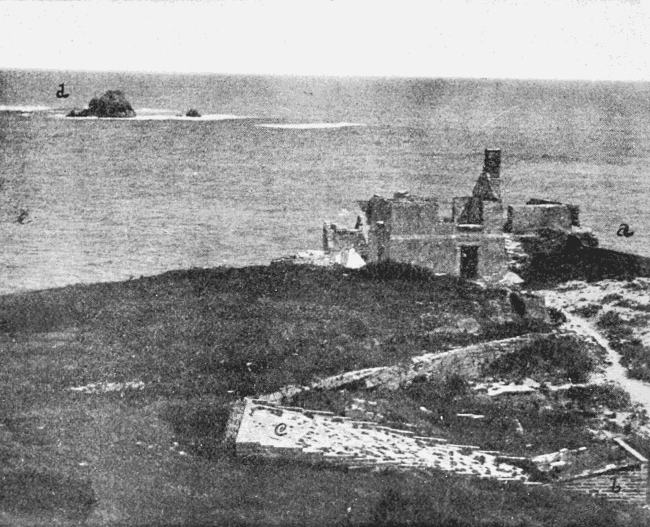 Castle Island and the Castle Harbour forts